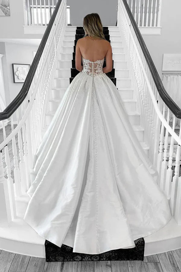 Sweetheart Vintage Long Wedding Dress with Appliques